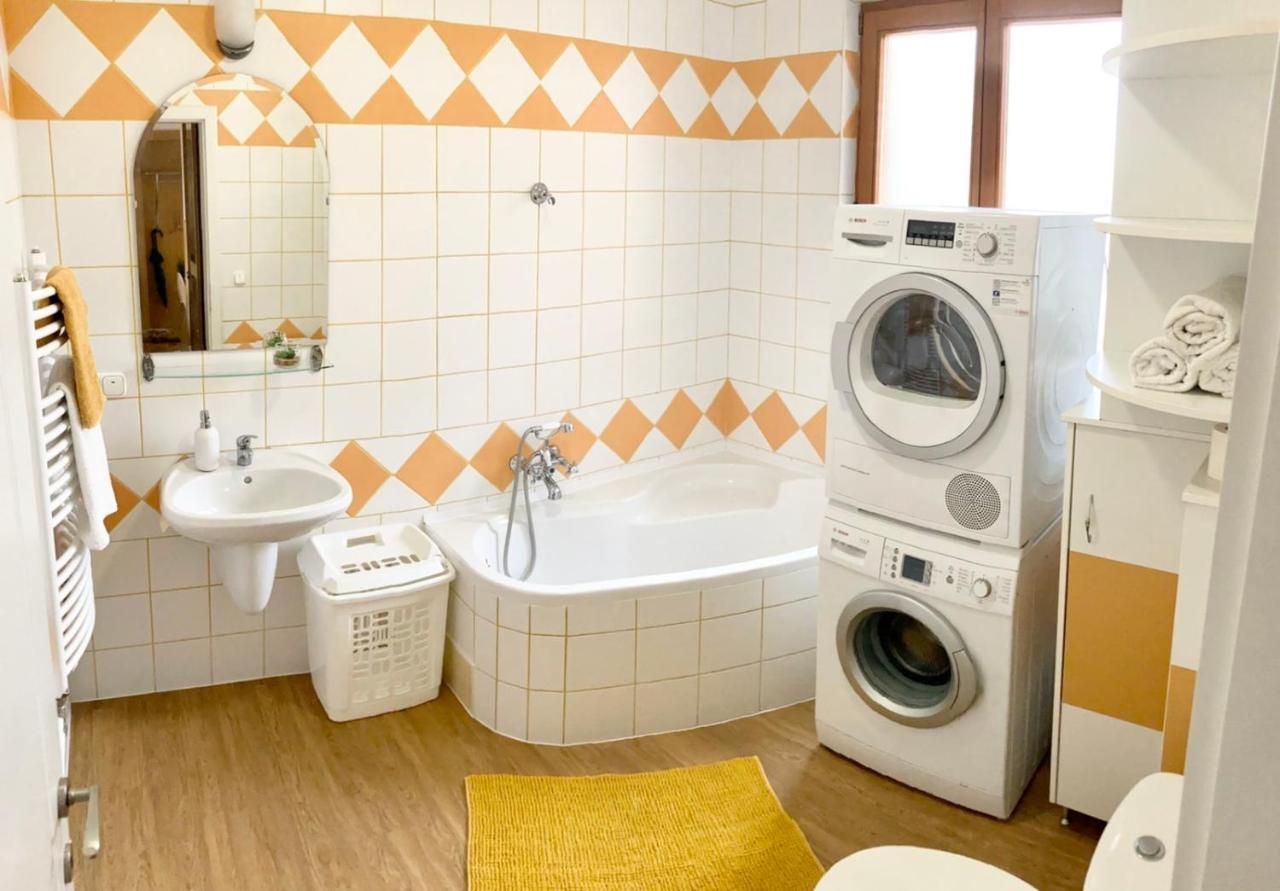 Aqua Azur Apartman ハイデゥソボスロー エクステリア 写真