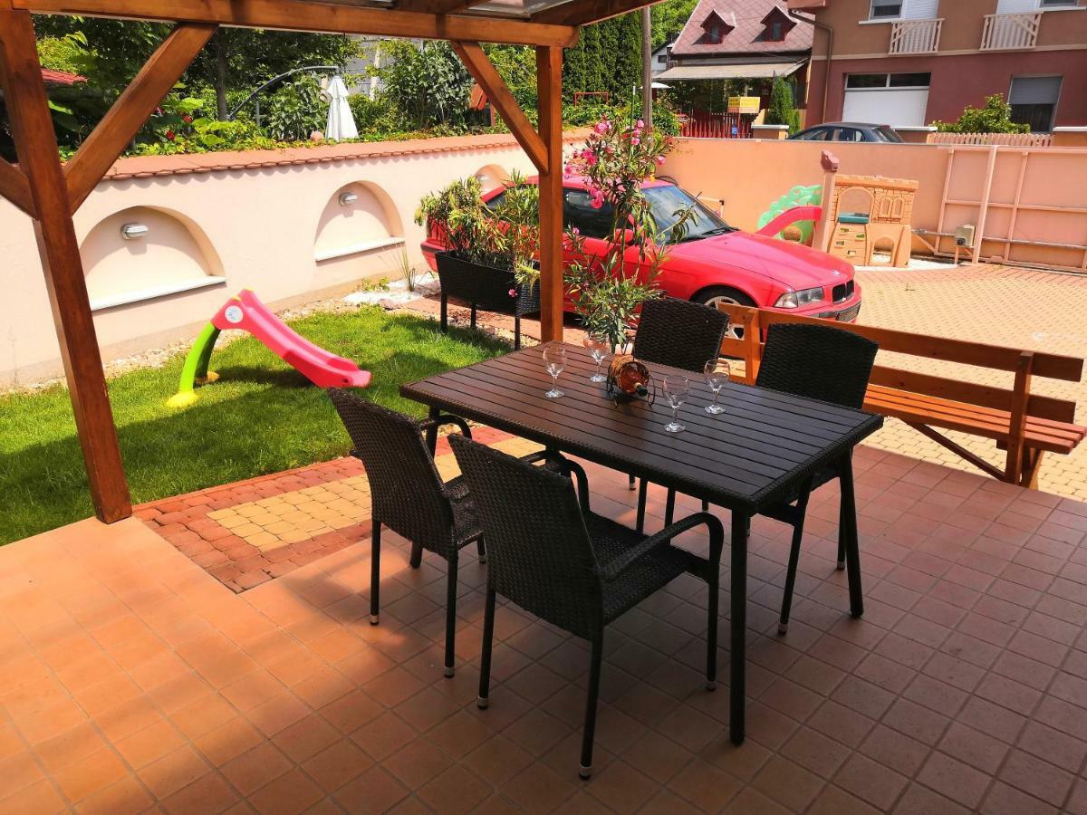 Aqua Azur Apartman ハイデゥソボスロー エクステリア 写真